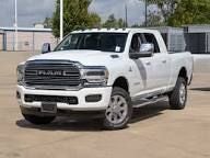 2024 RAM 2500 Big Horn Crew Cab 4x4 6'4' Box in Bright White Clearcoat — front three-quarter view